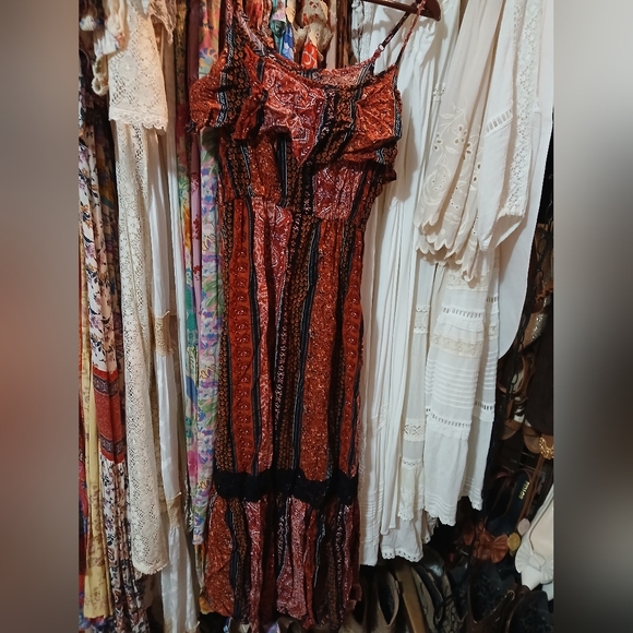 Sundress - Picture 1 of 2